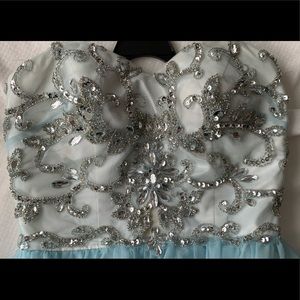 Prom/homecoming dress